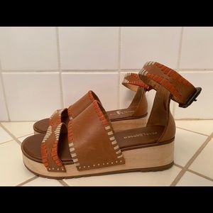 Wooden platform sandals